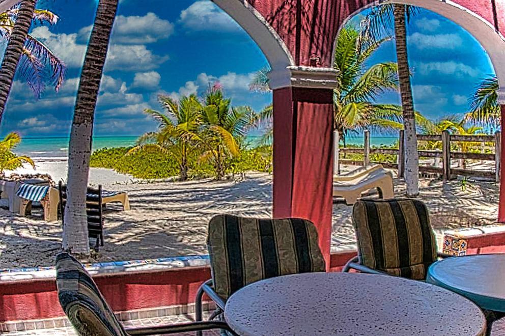 Beachfront Hacienda Del Cuyo Groundfloor Exterior photo